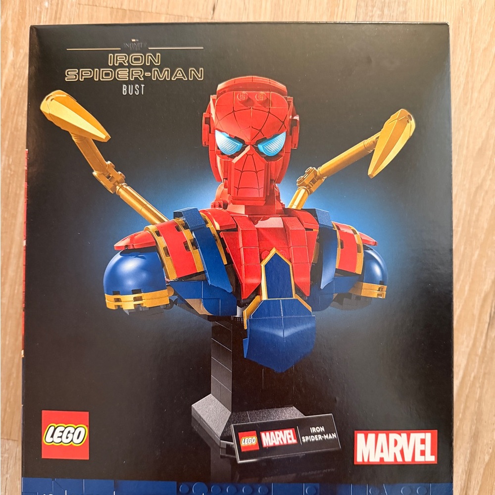LEGO Marvel Iron Spider-Man Bust with Red, Blue, and Gold